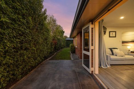 Photo of property in 408a Memorial Avenue, Burnside, Christchurch, 8053