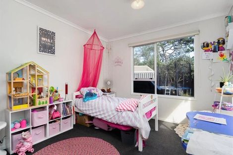 Photo of property in 144 Karewa Parade, Papamoa Beach, Papamoa, 3118