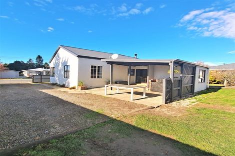 Photo of property in 7 Manse Street, Clinton, 9534