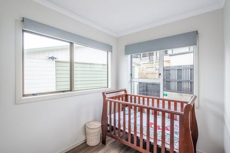 Photo of property in 39 Raumati Road, Raumati Beach, Paraparaumu, 5032