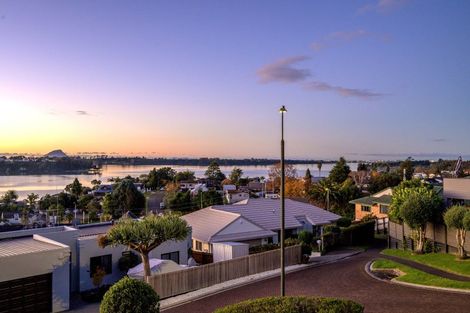 Photo of property in 29 Downing Place, Welcome Bay, Tauranga, 3112