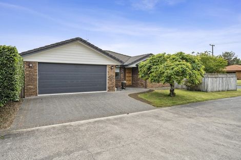 Photo of property in 5 Bronte Place, Leamington, Cambridge, 3432