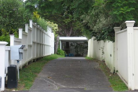 Photo of property in 1/3a First Avenue, Stanley Point, Auckland, 0624