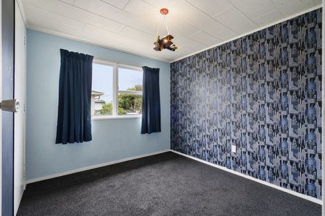 Photo of property in 18 Ngaire Street, Longburn, Palmerston North, 4412