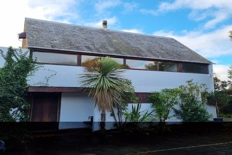 Photo of property in 102 Beachville Road, Redcliffs, Christchurch, 8081