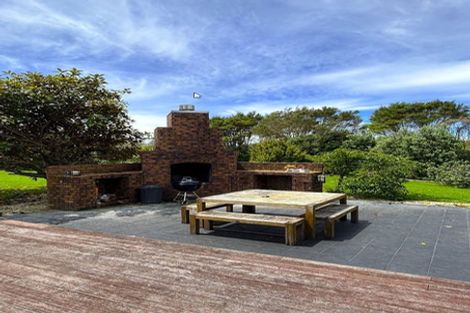 Photo of property in 32 Langford Place, Dairy Flat, Albany, 0792