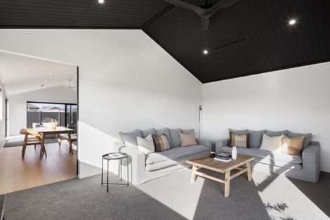 Photo of property in 36 Isobel Hodgson Drive, Cambridge, 3434