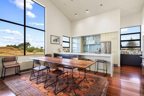 Photo of property in 273 Papamoa Beach Road, Papamoa Beach, Papamoa, 3118