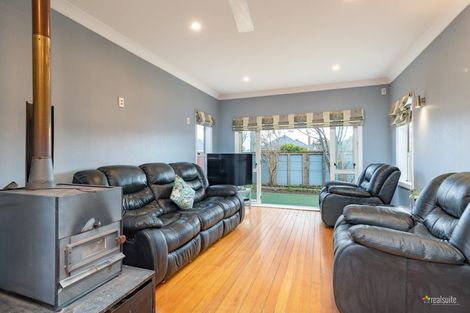 Photo of property in 17 Murray Street, Wallaceville, Upper Hutt, 5018