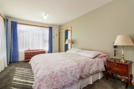 Photo of property in 424 Memorial Avenue, Burnside, Christchurch, 8053