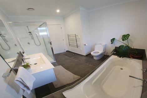 Photo of property in 11 Wawai Drive, Papamoa Beach, Papamoa, 3118