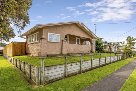 Photo of property in 28 Kawatiri Avenue, Gonville, Whanganui, 4501