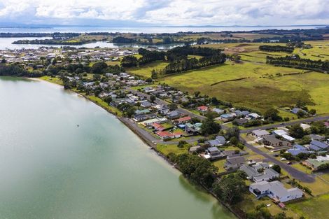 Photo of property in 1a First Avenue, Glenbrook, Waiuku, 2681