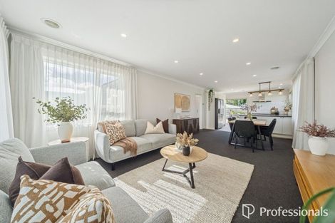 Photo of property in 19 Turville Crescent, Newlands, Wellington, 6037