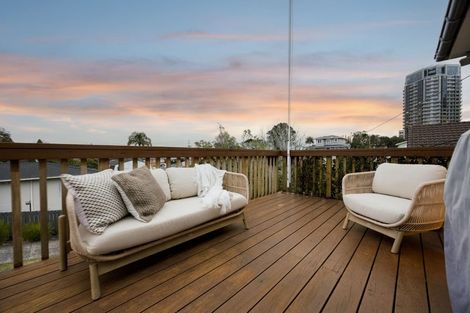 Photo of property in 20 Bracken Avenue, Takapuna, Auckland, 0622