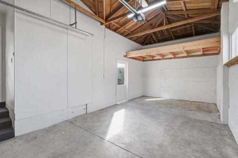 Photo of property in 23 Crombie Street, Gore, 9710