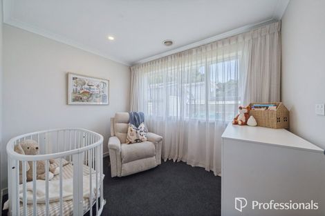 Photo of property in 19 Turville Crescent, Newlands, Wellington, 6037