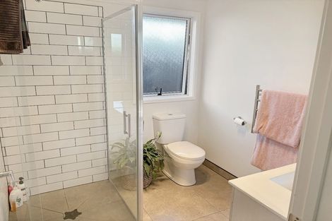 Photo of property in 38a Brookvale Road, Havelock North, 4130