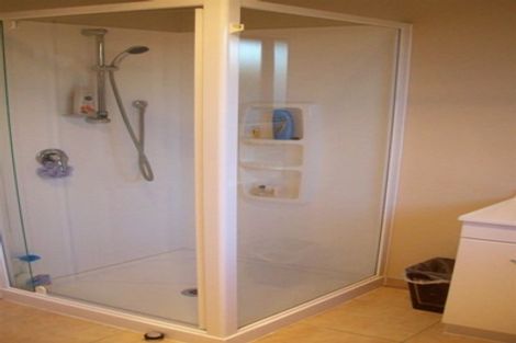 Photo of property in 15 Harrys Way, Redwood, Christchurch, 8051