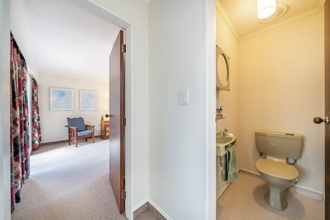 Photo of property in 11 Observatory Close, Whitby, Porirua, 5024