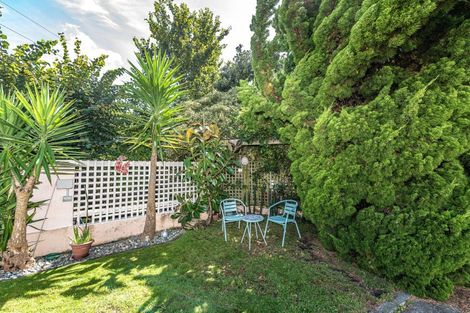 Photo of property in 12 Rawhiti Place, Saint Johns Hill, Whanganui, 4501