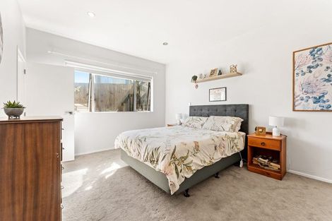 Photo of property in 33 Kaipuke Crescent, Gulf Harbour, Whangaparaoa, 0930