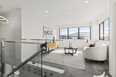 Photo of property in 51 Turret Lane, Hobsonville, Auckland, 0616