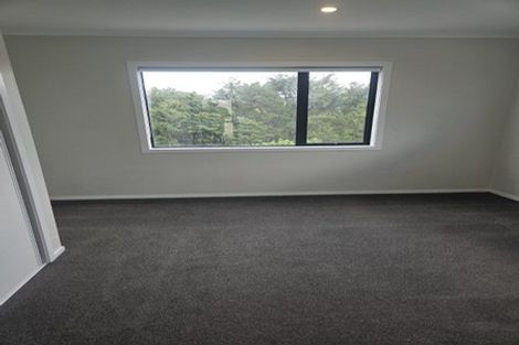 Photo of property in 2/125b Metcalfe Road, Ranui, Auckland, 0612