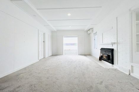 Photo of property in 279 Massey Road, Mangere East, Auckland, 2024