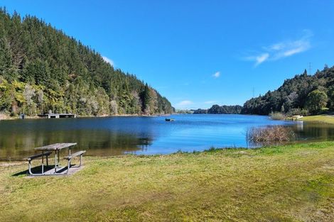 Photo of property in 41 Tombleson Road, Lake Rotoma, Rotorua, 3074