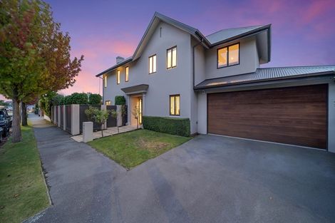 Photo of property in 2a Westburn Terrace, Burnside, Christchurch, 8041