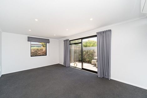 Photo of property in 8b Sinclair Avenue, Highbury, Palmerston North, 4412