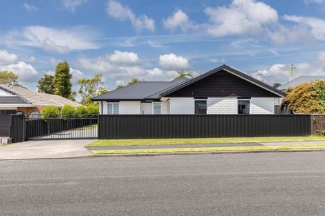 Photo of property in 19a Maire Street, Inglewood, 4330