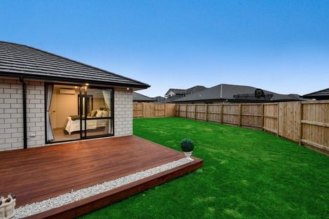 Photo of property in 15 Kowaro Street, Rototuna North, Hamilton, 3210