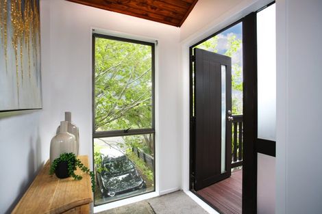 Photo of property in 10 Cameron Town Road, Pukekohe, 2678