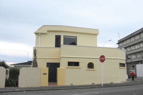 Photo of property in 2 Hospital Terrace, Hospital Hill, Napier, 4110