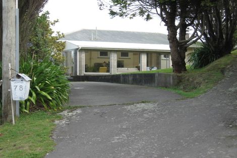 Photo of property in 78 Ruskin Road, Newlands, Wellington, 6037