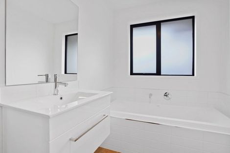 Photo of property in 138 Shillingford Boulevard, Rolleston, 7615