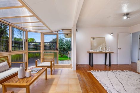 Photo of property in 101 Triangle Road, Massey, Auckland, 0614