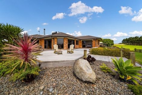 Photo of property in 267 Leith Road, Okato, New Plymouth, 4374