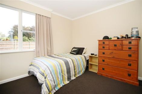 Photo of property in 15 Centennial Drive, Hokowhitu, Palmerston North, 4410