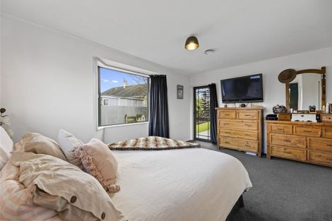 Photo of property in 25 Dryden Street, Milton, 9220