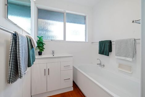 Photo of property in 9 Gilmore Place, Burnside, Christchurch, 8053