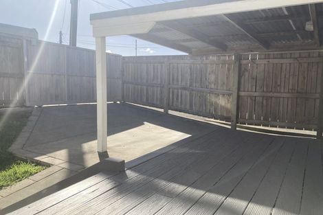 Photo of property in 17 Queens Drive, Kilbirnie, Wellington, 6022