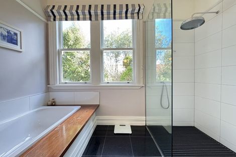 Photo of property in 117 Townsend Road, Miramar, Wellington, 6022