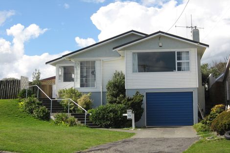 Photo of property in 72 Karaka Street, Castlecliff, Whanganui, 4501