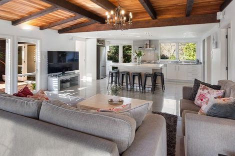 Photo of property in 48 Greenhill Road, Waikanae, 5391