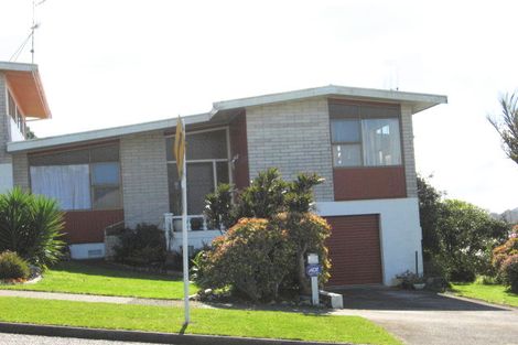 Photo of property in 206 Fairway Drive, Te Kamo, Whangarei, 0112
