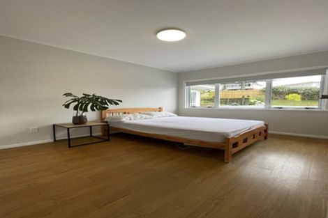 Photo of property in 17 Camelot Place, Glenfield, Auckland, 0629