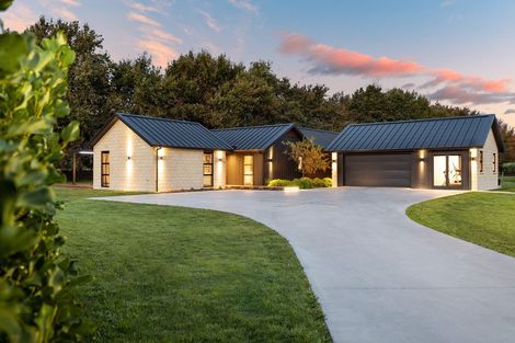 Photo of property in 9 South Oaks Close, Pukemoremore, Cambridge, 3493